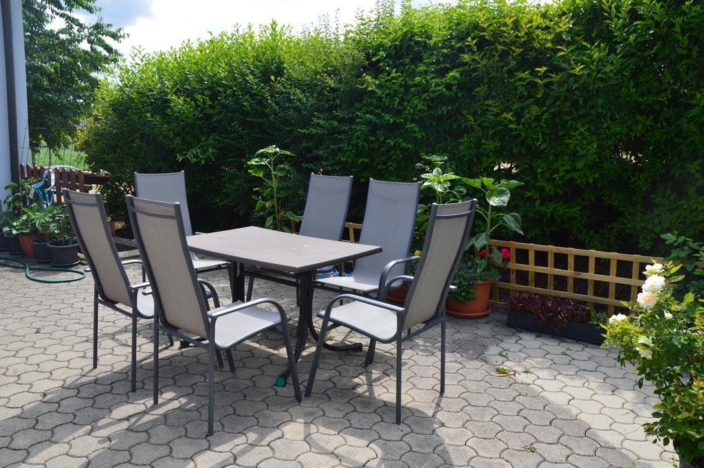 Staatz Ferienwohnung Familie Stuhr מראה חיצוני תמונה